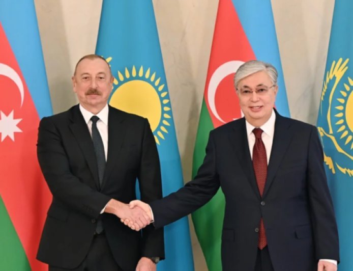 İlham Əliyev Tokayevə məktub göndərdi