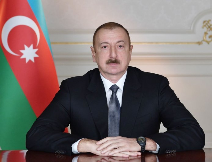 Zəfər xronikası. 25 oktyabr 2020-ci il: Prezident, Ali Baş Komandan İlham Əliyevin rəhbərliyi ilə Müdafiə Nazirliyinin Mərkəzi Komanda Məntəqəsində operativ müşavirə keçirilib